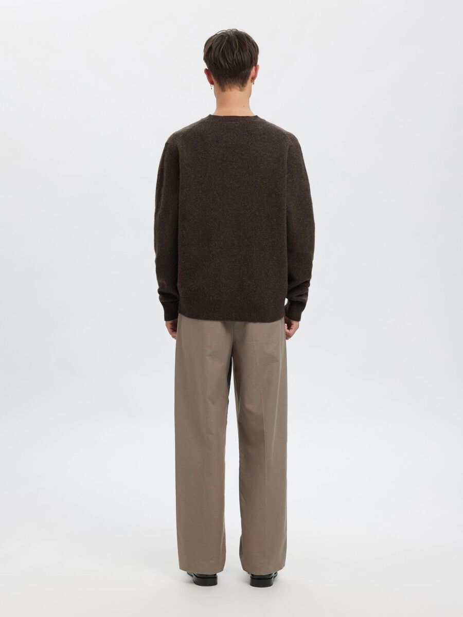 Carousel image - MERINO WOOL PULLOVER, Black Coffee | 3