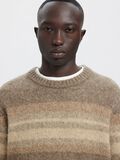 Product image thumbnail - REGULAR FIT KNITTED PULLOVER, Brownie | 3