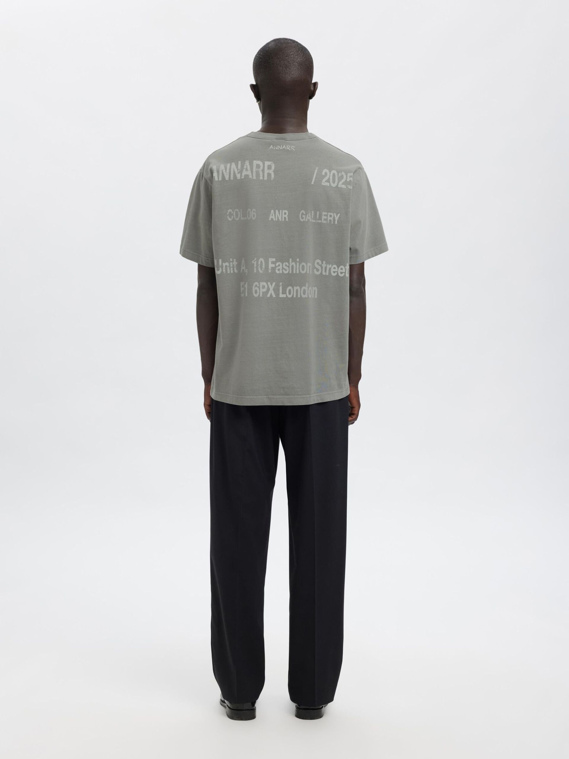 Carousel image - REGULAR FIT T-SHIRT, Sharkskin | 4