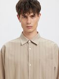 Product image thumbnail - RELAXED FIT SHIRT, Pure Cashmere | 6