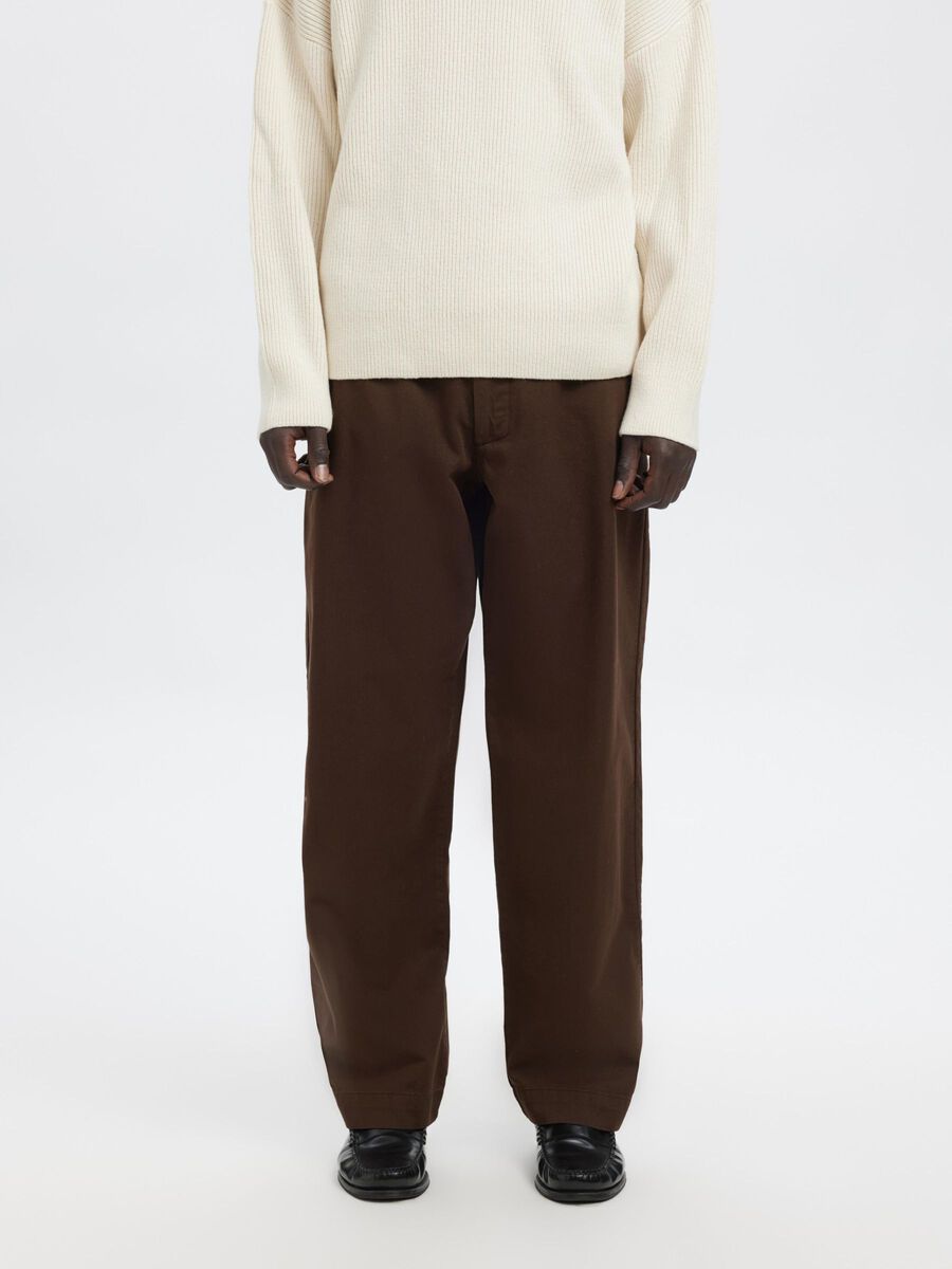 Carousel image - LOOSE FIT  CHINOS, Delicioso | 2