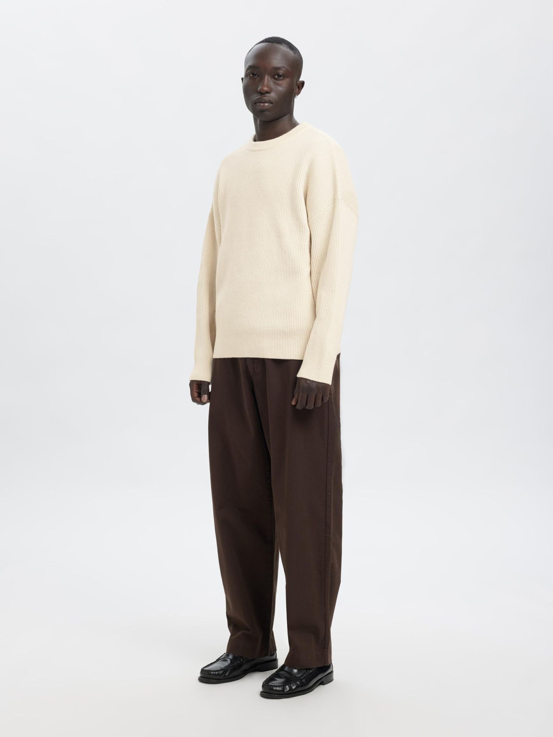 Carousel image - OVERSIZED KNITTED JUMPER, Snow White | 4