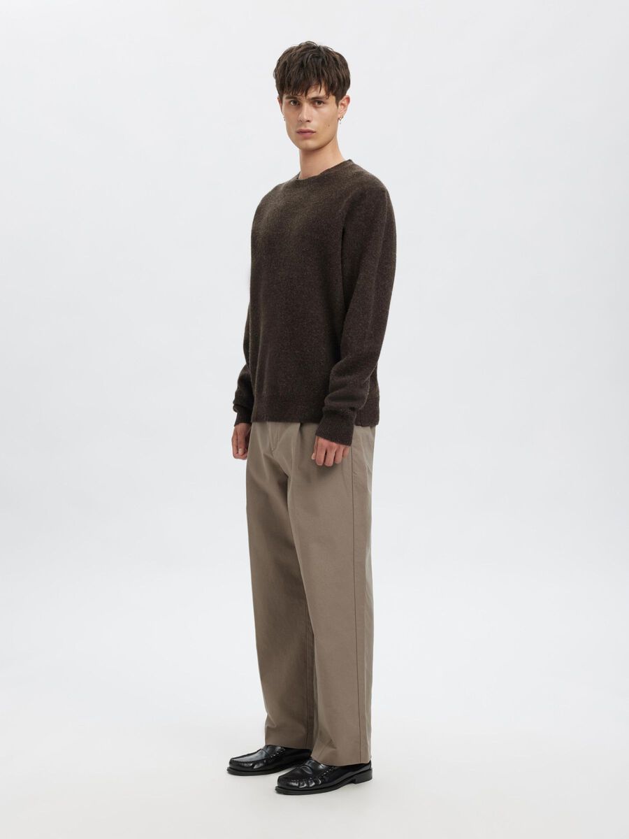 Carousel image - MERINO WOOL PULLOVER, Black Coffee | 4