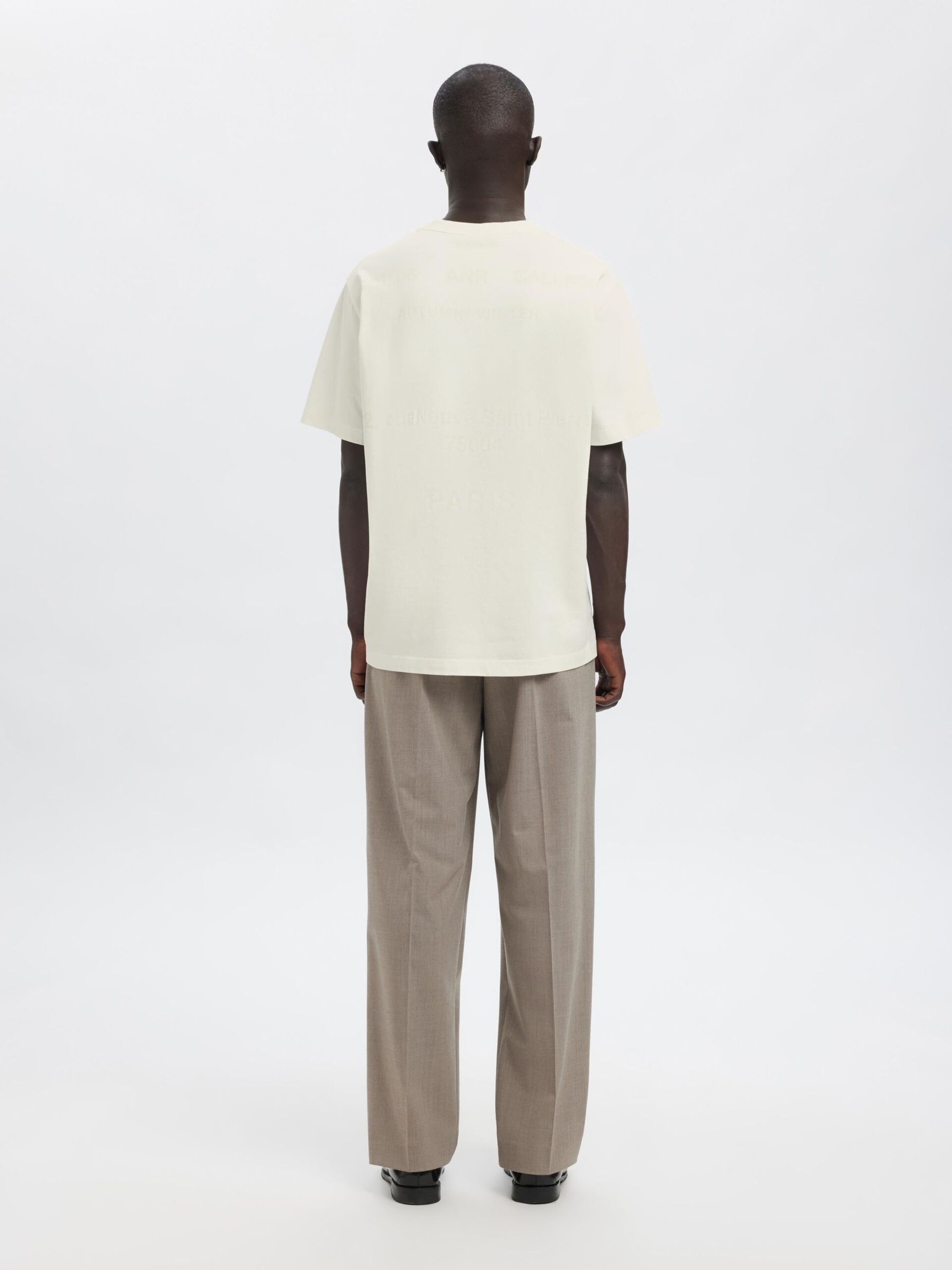 Carousel image - REGULAR FIT T-SHIRT, Cloud Dancer | 4