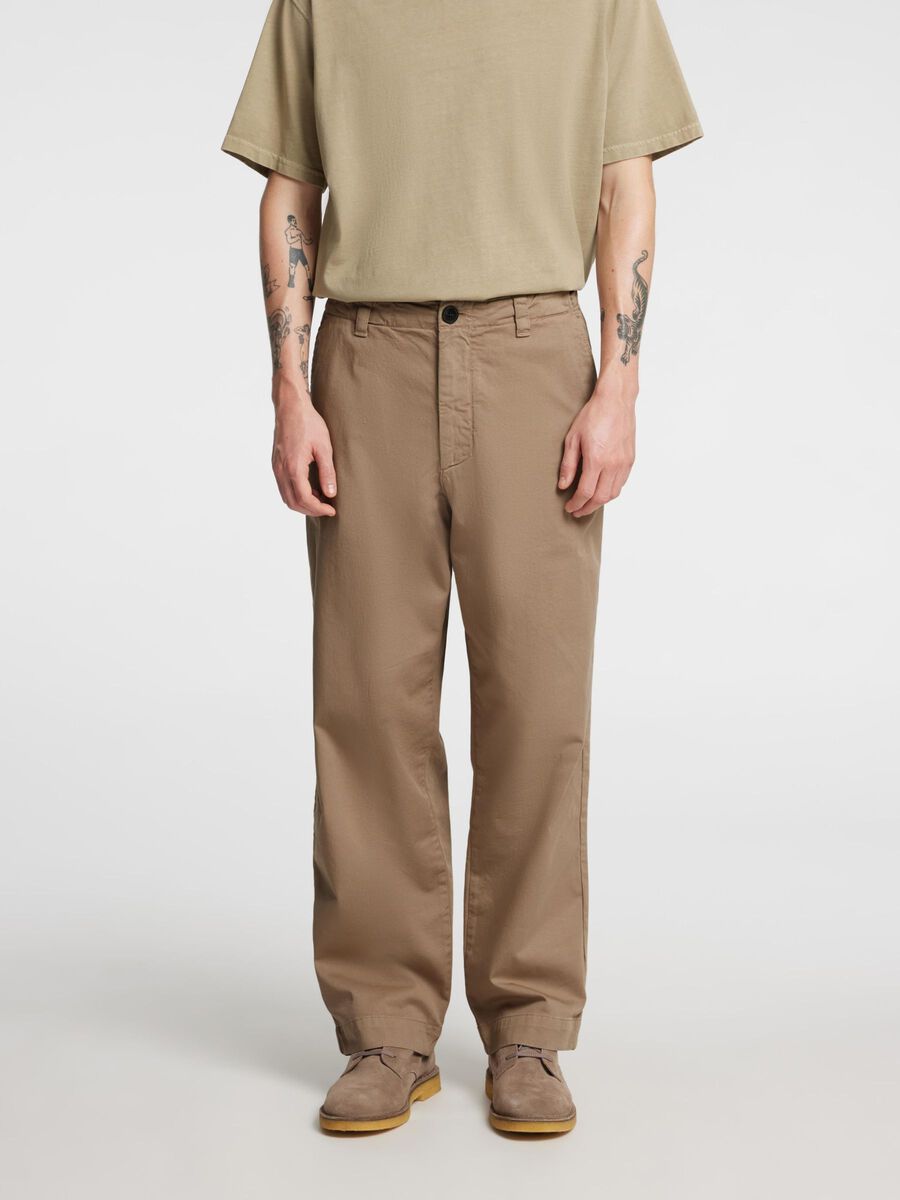 Selected LOOSE FIT  CHINOS, Weathered Teak, highres - 16097026_WeatheredTeak_003.jpg