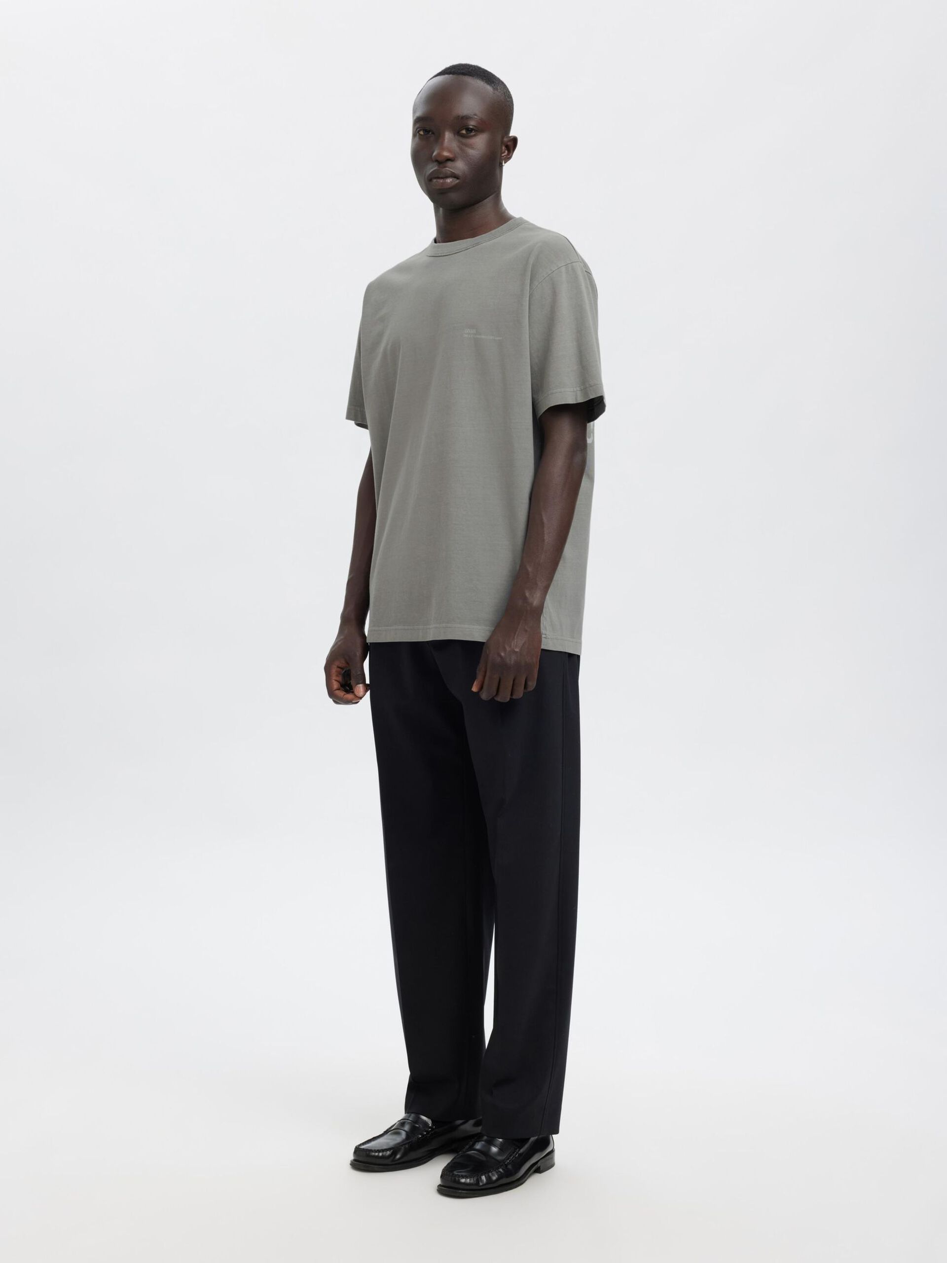 Carousel image - REGULAR FIT T-SHIRT, Sharkskin | 5