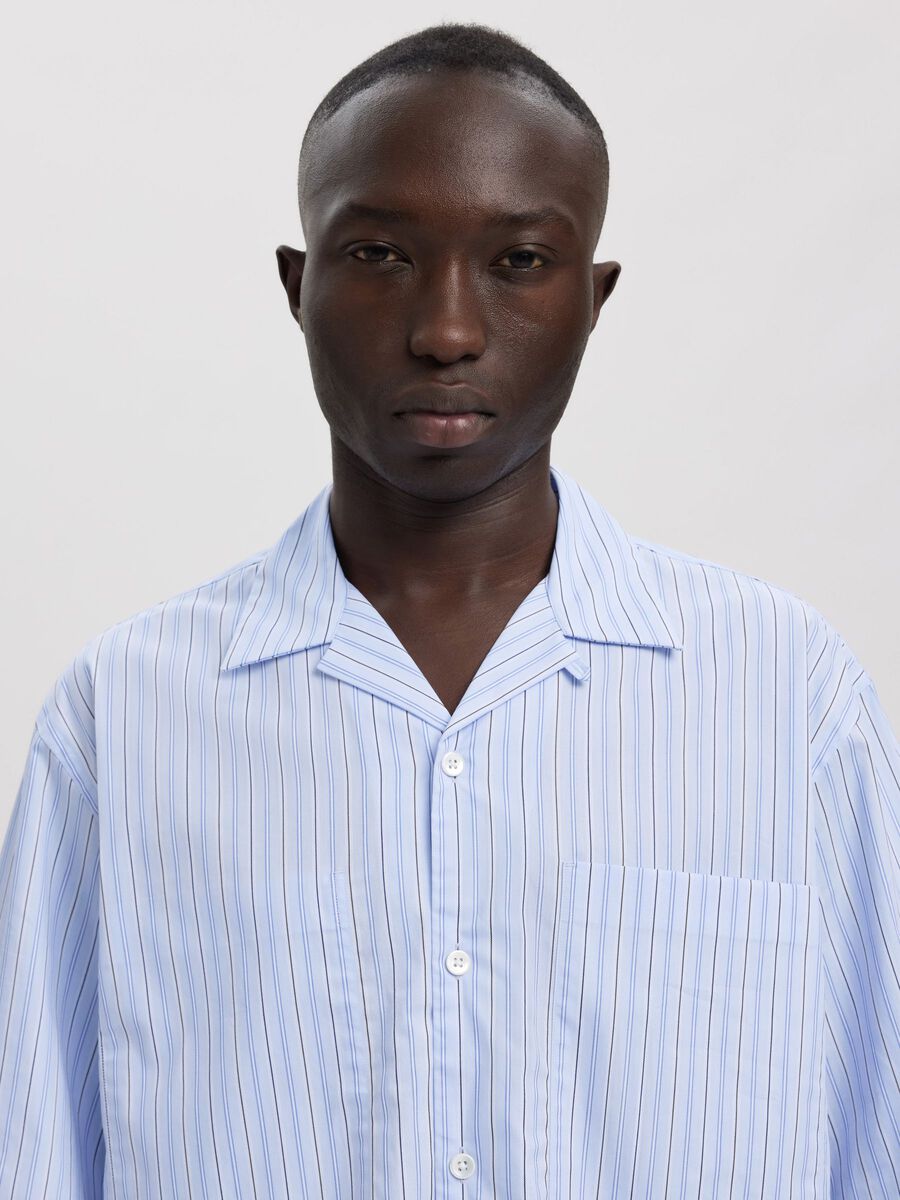 Carousel image - BOXY FIT SHORT SLEEVED SHIRT, Cashmere Blue | 6