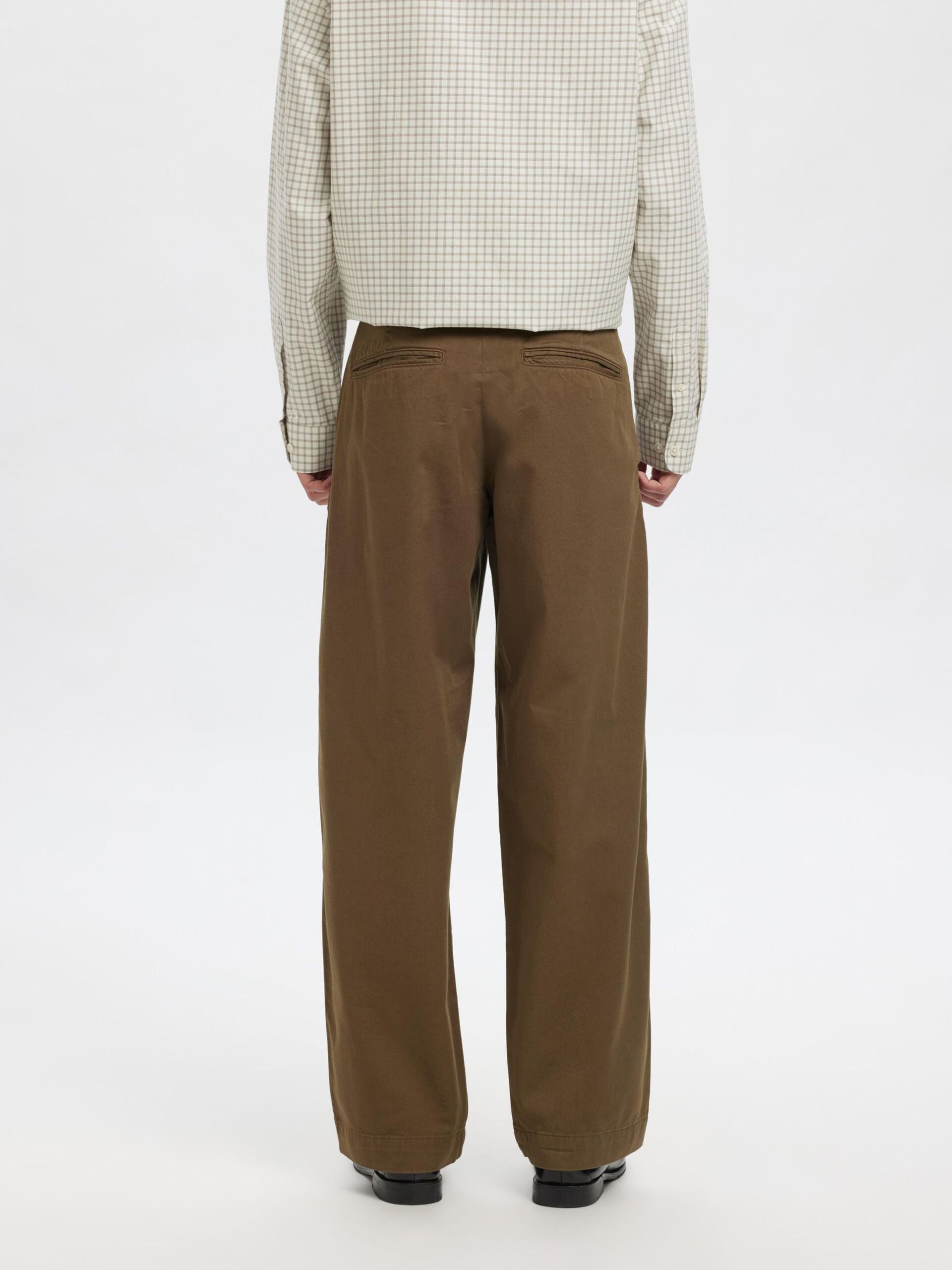 Carousel image - LOOSE FIT CHINOS, Sea Turtle | 5